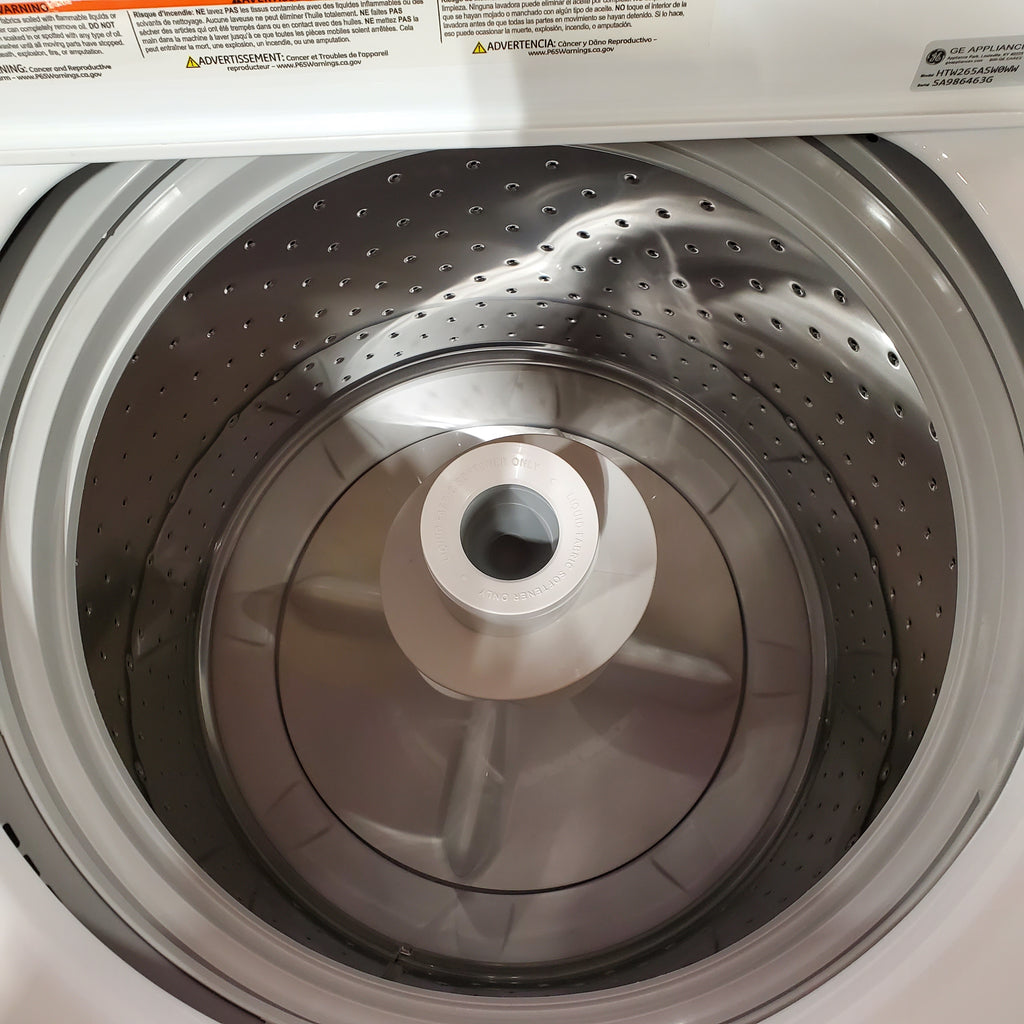 Pictures of Hotpoint® 4.0 cu. ft. Capacity Washer with Cold Plus and Water Level Control HTW265ASWWW - Scratch & Dent (Moderate) and Hotpoint® 6.2 cu. ft. vented Electric Dryer with Auto Dry 16101 - HTX26EASWWW - Scratch & Dent (Minor) - Neu Appliance Outlet - Discount Appliance Outlet in Austin, Tx