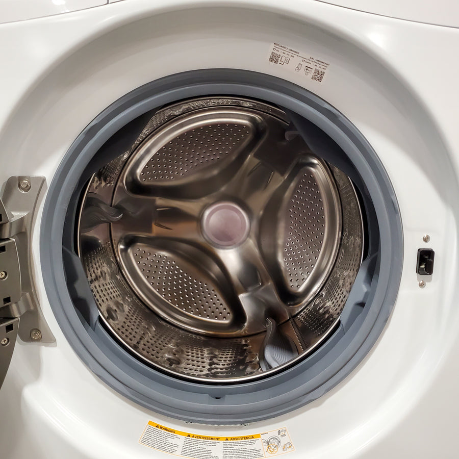 LG Ultra Large Capacity Front Load 4.5 Cu. Ft. Washer in White with ColdWash Technology WM3400CW - New in Box and LG 7.4 cu. ft. Large Capacity Electric Dryer in White 16258 - DLE3400W - Open Box