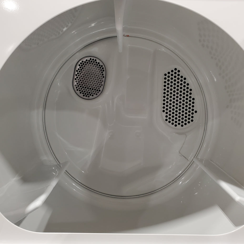 Whirlpool White Electric Extra Large 7.0 Cu. Ft. Dryer with Wrinkle Shield 22221438 - WED4815EW - Scratch & Dent (Moderate)