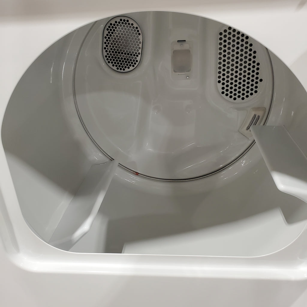 Pictures of Maytag 7.0 cu ft Electric Dryer with Moisture Sensing and Quick Dry Cycle 30132SD65 - MED6200KW - Scratch & Dent (Minor) - Neu Appliance Outlet - Discount Appliance Outlet in Austin, Tx