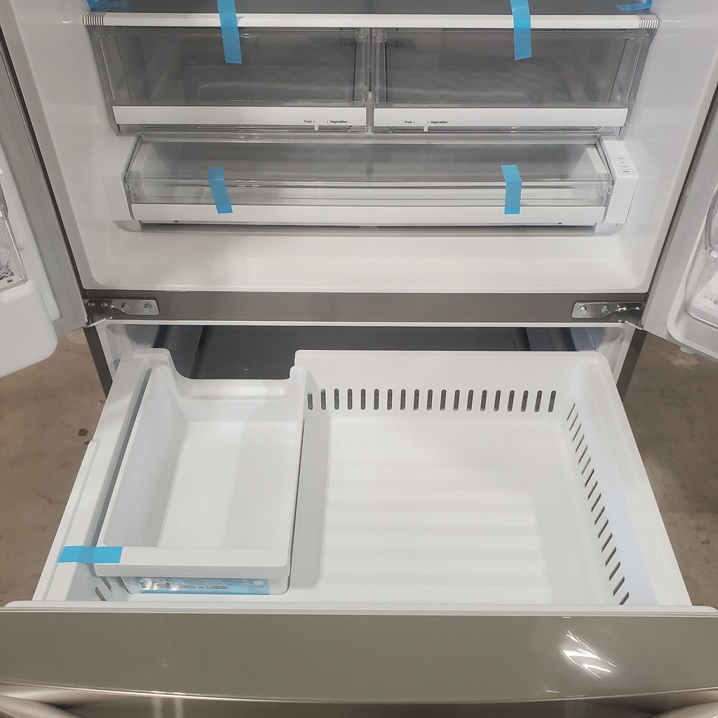 Pictures of LG 28 cu ft. Smart Double Freezer Refrigerator with Craft Ice™ LRMXS2806S - Scratch and Dent (Minor) - Neu Appliance Outlet - Discount Appliance Outlet in Austin, Tx