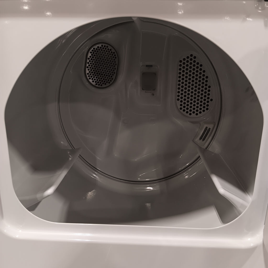 Pictures of Maytag 7.0 cu ft Electric Dryer with Moisture Sensing and Quick Dry Cycle 30131SD5 - MED6200KW - Scratch & Dent (Minor) - Neu Appliance Outlet - Discount Appliance Outlet in Austin, Tx