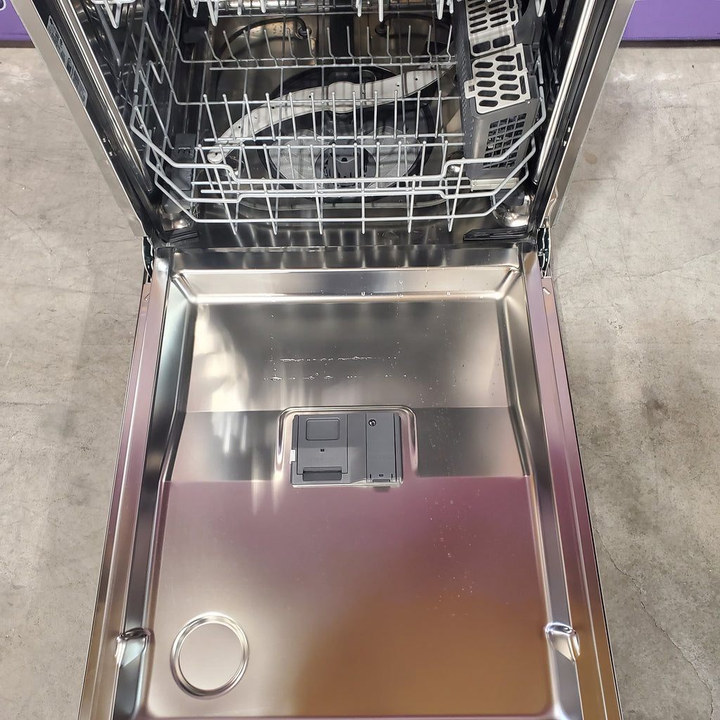 Pictures of GE® ENERGY STAR® Fingerprint Resistant Top Control with Stainless Steel Interior Dishwasher with Sanitize Cycle 6SD123 - GDP670SYVFS - Open Box - Neu Appliance Outlet - Discount Appliance Outlet in Austin, Tx
