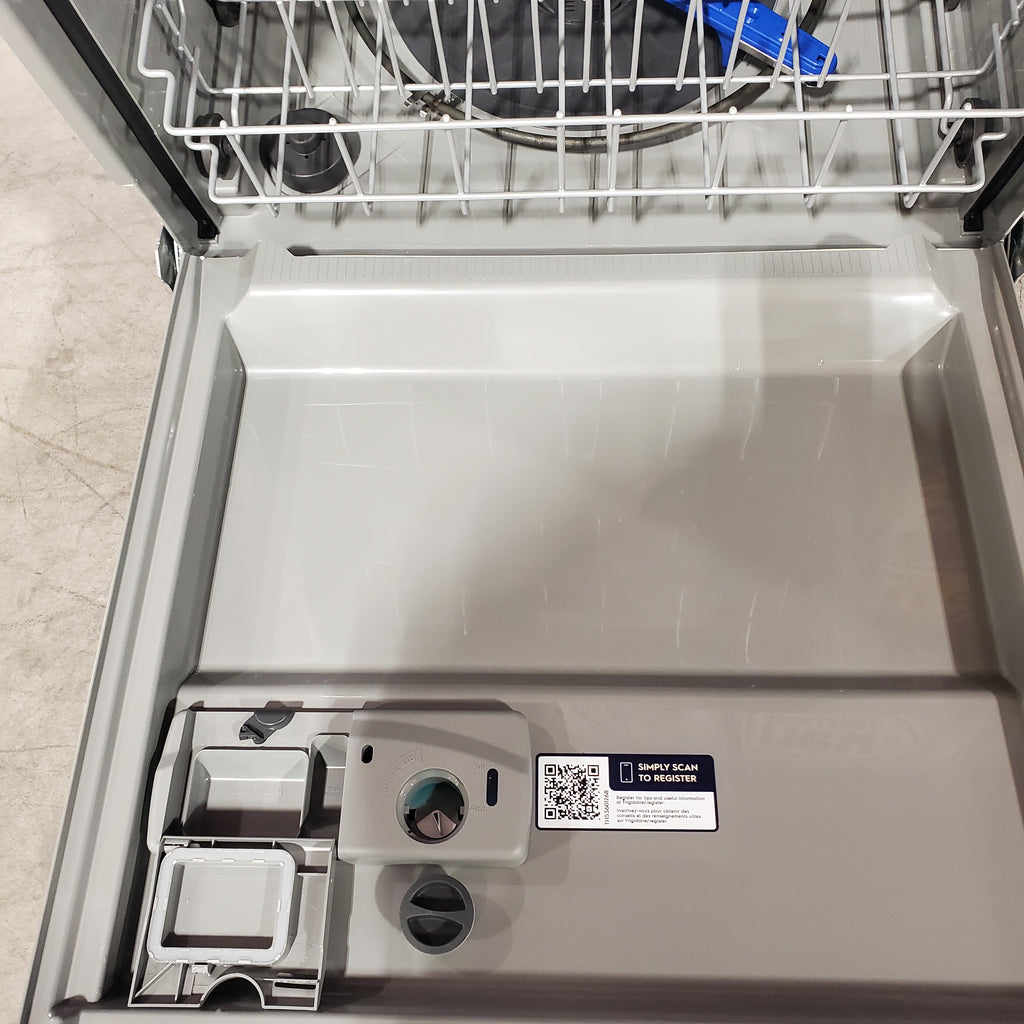 Pictures of Frigidaire Front Control Built In Dishwasher with 5-Level Wash System in Stainless Steel 25SD104 - FDPC4221AS - Scratch & Dent (Minor) - Neu Appliance Outlet - Discount Appliance Outlet in Austin, Tx