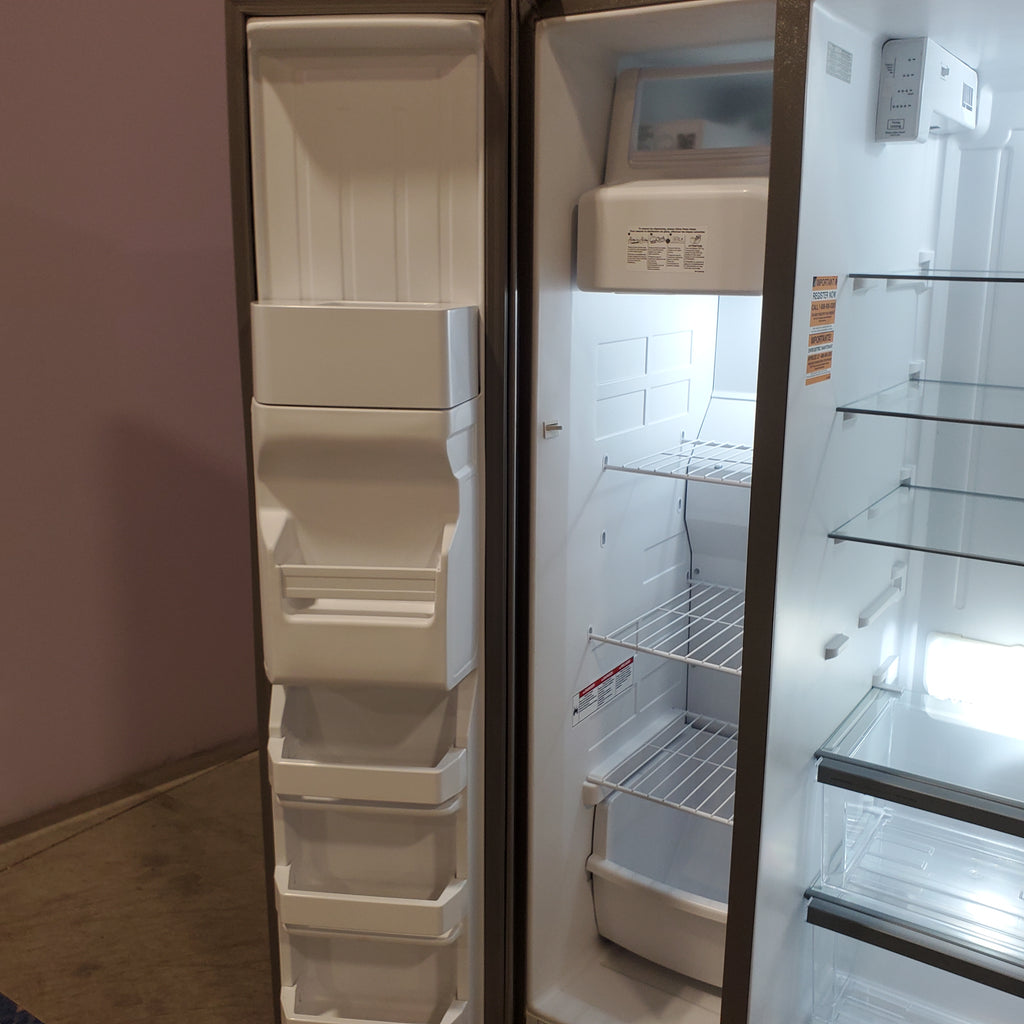 Whirlpool 24 cu ft Capacity Side By Side Refrigerator with Ice and Water Dispenser in Fingerprint Resistant Stainless Steel 22136SD346 - WRS315SDHZ - Scratch & Dent (Minor)