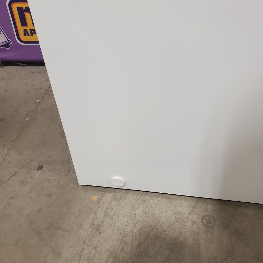 Pictures of Frigidaire 15 Cu. Ft. Garage Ready Chest Freezer 6SD146 - FFCL1542AW - Open Box - Neu Appliance Outlet - Discount Appliance Outlet in Austin, Tx