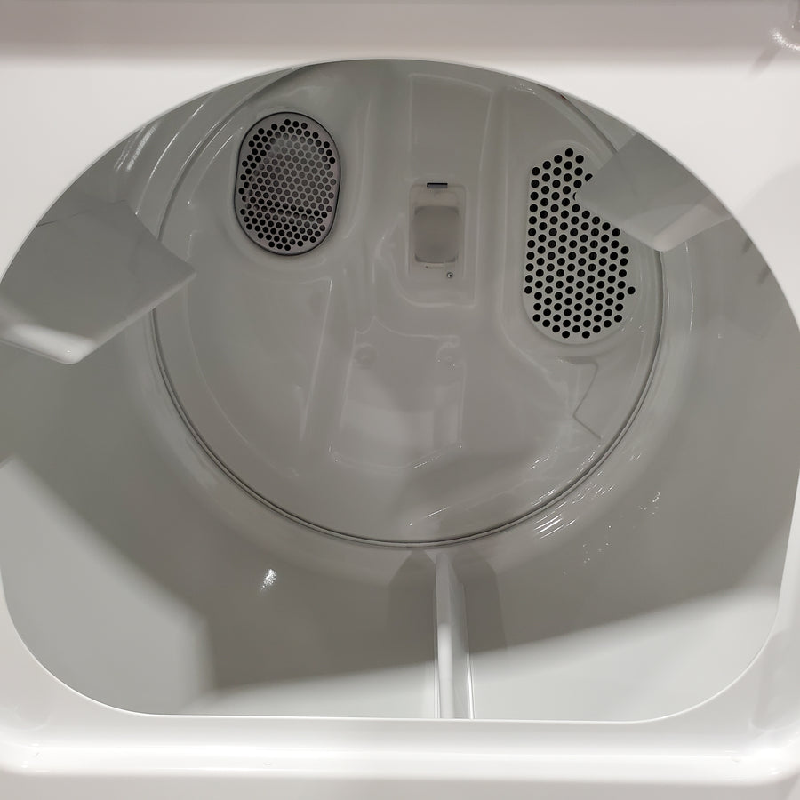Maytag Top Load 4.5 Cu. Ft. Washer with Extra Power MVW5035MW - Scratch & Dent (Moderate) and Maytag Top Load 7.0 Cu. Ft. Electric Dryer with Wrinkle Prevent Phase 16223 - MED4500MW - Scratch & Dent (Minor)