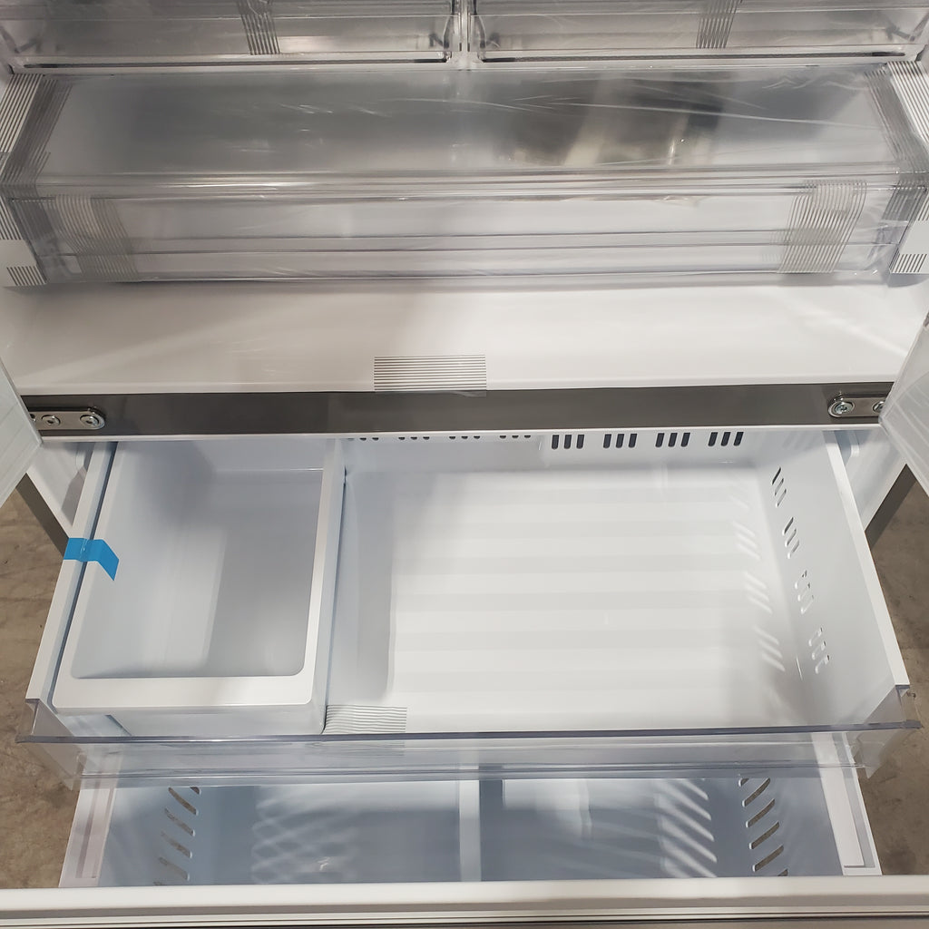 LG 25 cu. ft. Counter-Depth MAX™ with Zero Clearance™ 3-Door French Door Refrigerator with Thin Door Design 3SD699 - LF25Z6211S - Open Box