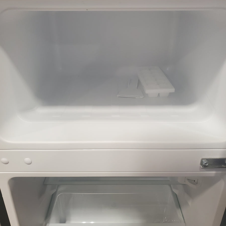 Vissani 3.2 cu. ft. Mini Refrigerator in Stainless Look with 2-Doors, Glass Shelves, and Energy Efficiency MDCM31SS5 - Scratch & Dent (Minor)