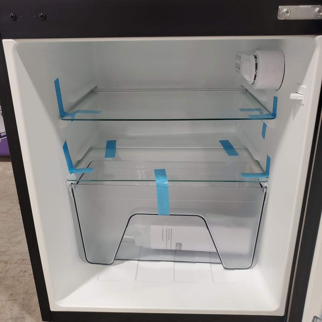 Pictures of Magic Chef 3.1 cu. ft. 2-Door Mini Refrigerator with Freezer and Can Dispenser HMDR31GSE - Scratch & Dent (Minor) - Neu Appliance Outlet - Discount Appliance Outlet in Austin, Tx