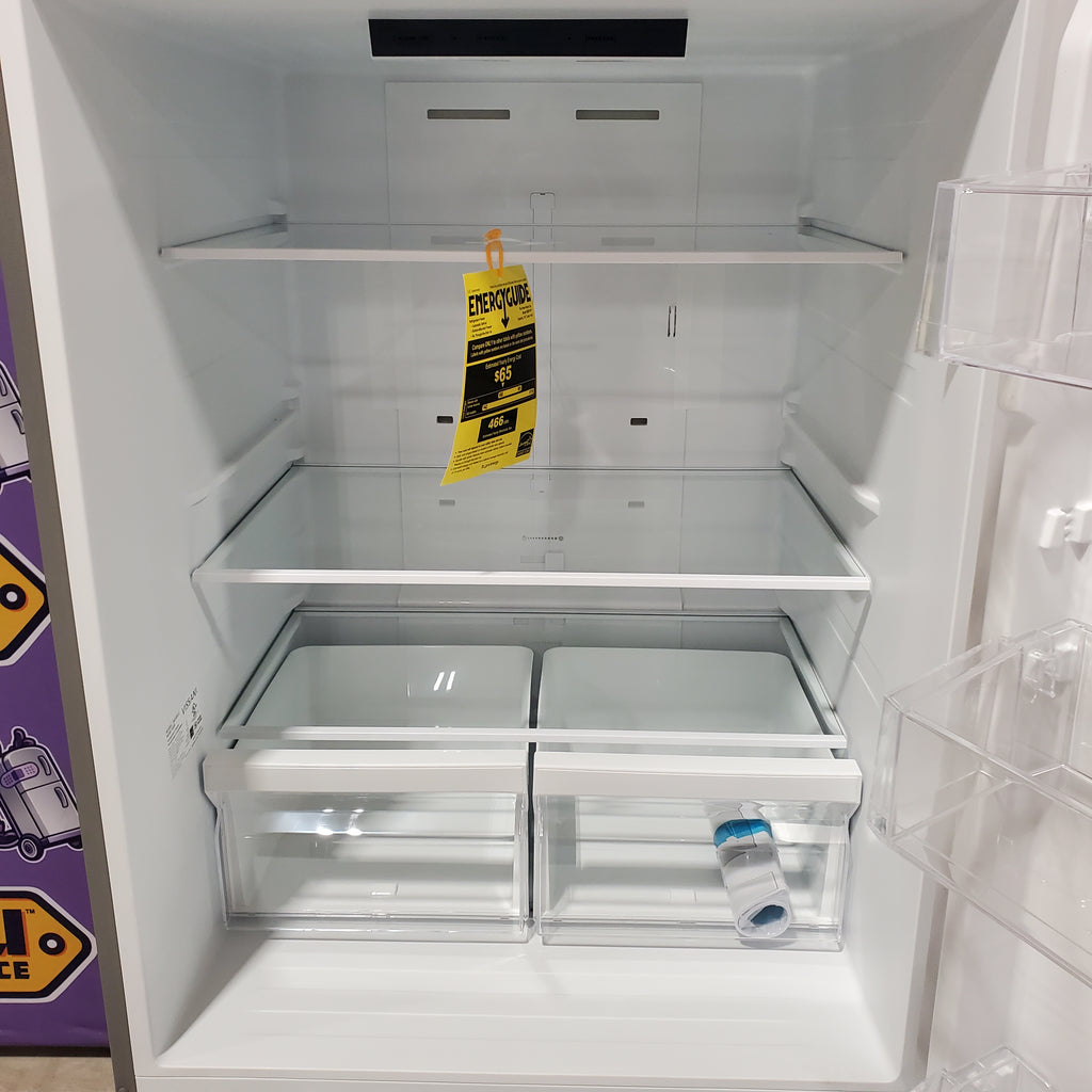 Pictures of Vissani 18.7 cu. ft. Bottom Freezer Refrigerator in Stainless Steel 251311SD1001 - MDBF18SS - Scratch & Dent (Minor) - Neu Appliance Outlet - Discount Appliance Outlet in Austin, Tx