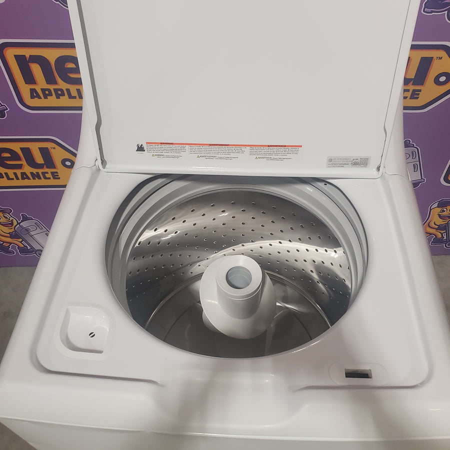 GE White Top Load 4.0 Cu. Ft. Capacity Washer with Stainless Steel Wash Basket GTW325ASWWW - Scratch & Dent (Moderate) and GE 7.2 cu. ft. Capacity Aluminized Alloy Drum Electric Dryer 16292 - GTD33EASKWW - Certified Refurbished