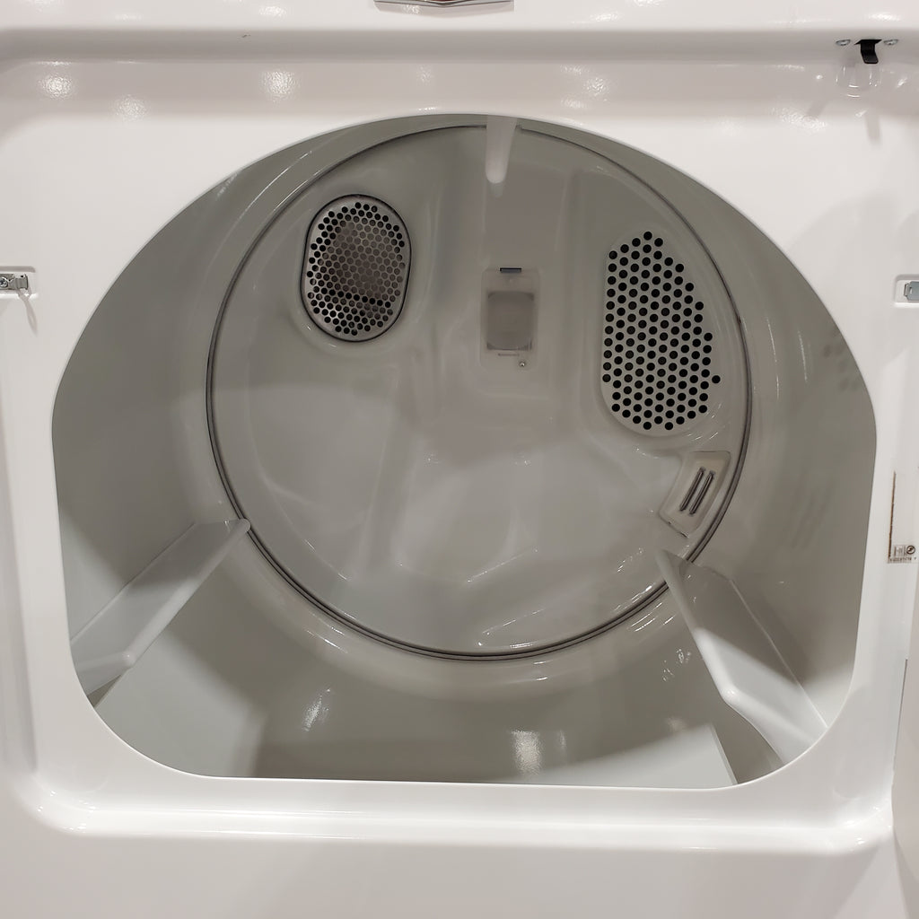 Pictures of Maytag Top Load 4.8 cu ft Washer with Deep Fill and Slow-Close Glass Lid MVW6200KW - Scratch & Dent (Minor) and Maytag 7.0 cu ft Electric Dryer with Moisture Sensing and Quick Dry Cycle 16162 - MED6200KW - Scratch & Dent (Minor) - Neu Appliance Outlet - Discount Appliance Outlet in Austin, Tx