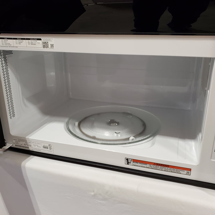 Samsung 30 inch 1.7 cu. ft. Over-the-Range Microwave in Fingerprint Resistant Stainless Steel ME17R7021ES - Open Box
