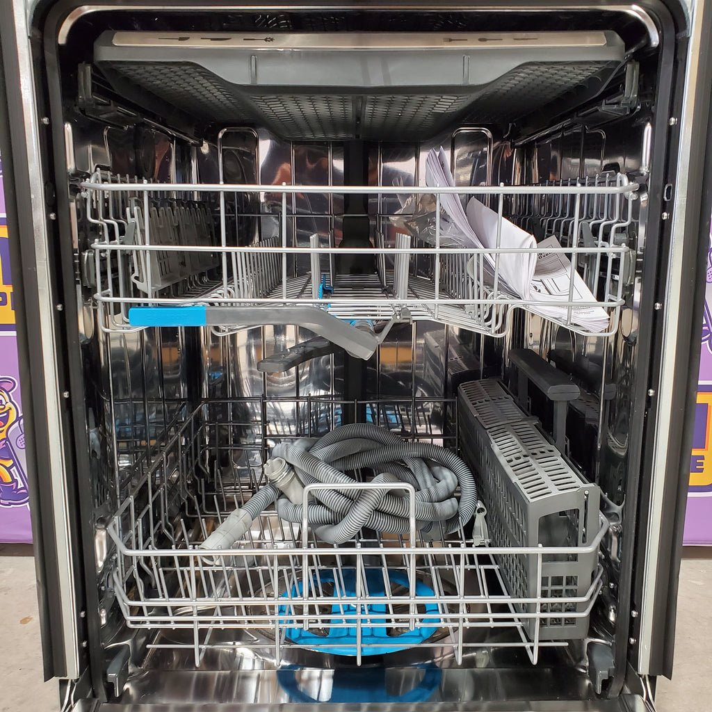 Frigidaire Gallery 24 in. Smudge-Proof Stainless Steel ENERGY STAR Top Control Built In Dishwasher with Third Rack 4SD489 - GDSH4715AF - Scratch & Dent - Minor