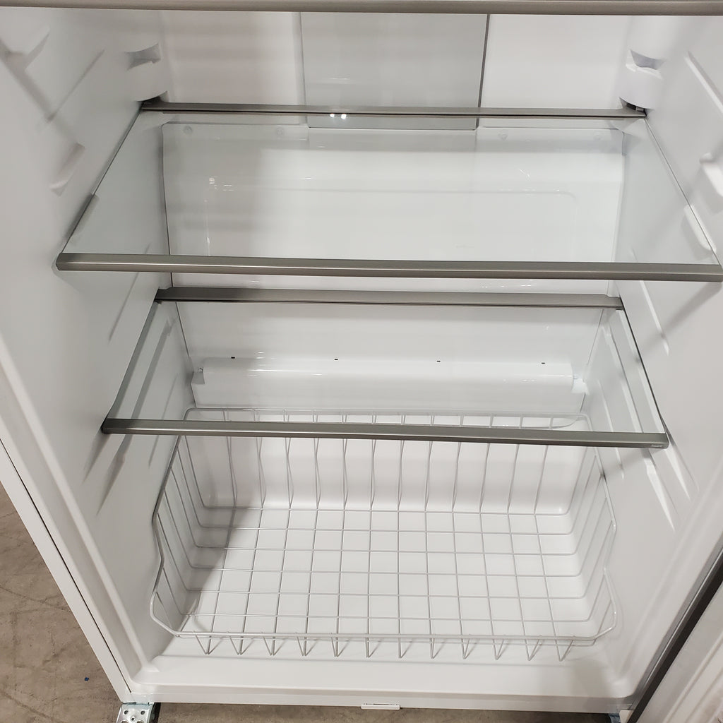 Pictures of Frigidaire 20 Cu. Ft. ENERGY STAR Garage Ready Carbon Upright Freezer with EvenTemp™ Cooling System 20SD109 - FFUE2024AN - Scratch & Dent (Minor) - Neu Appliance Outlet - Discount Appliance Outlet in Austin, Tx