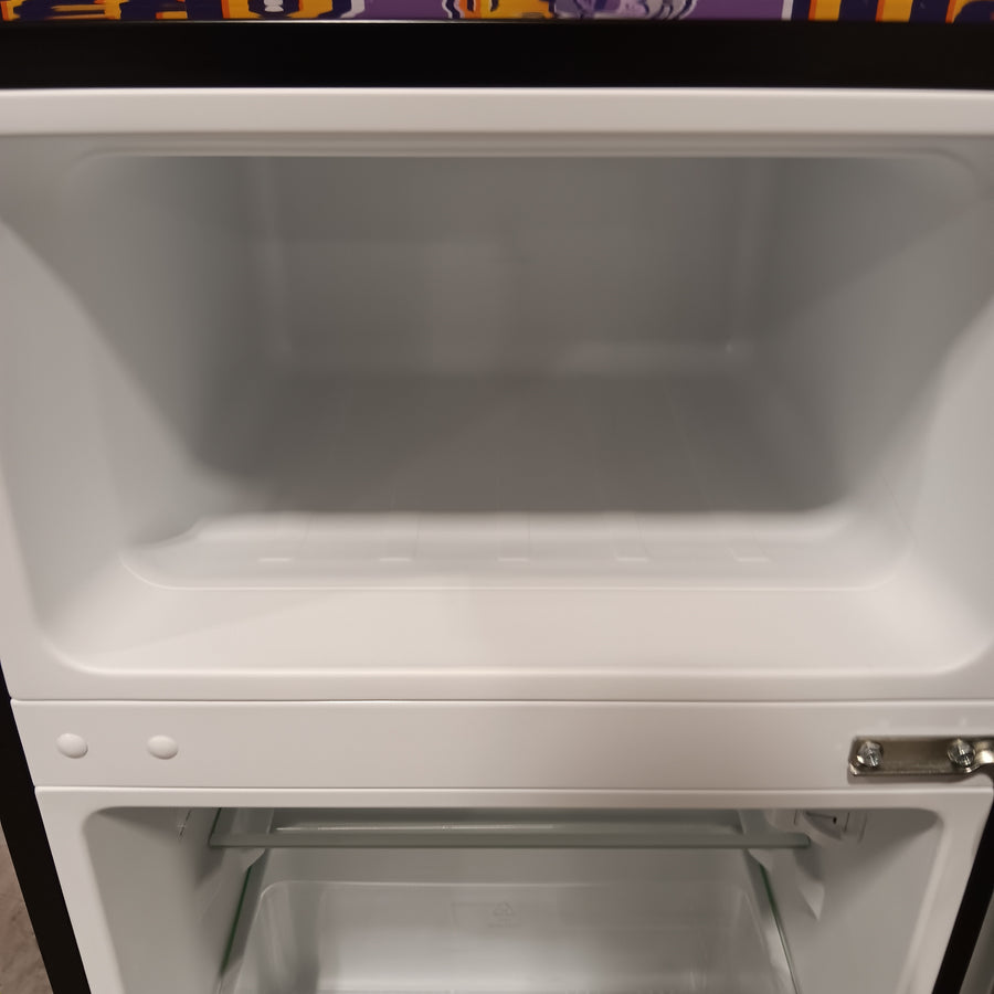 Vissani 3.2 cu. ft. Mini Refrigerator in Stainless Look with 2-Doors, Glass Shelves, and Energy Efficiency SA606 - MDCM31SS5 - Scratch & Dent (Minor)