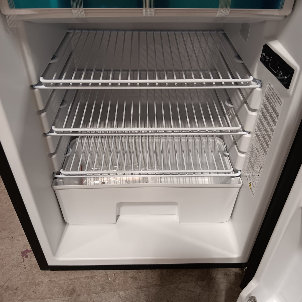 Pictures of Bodega Cooler 2025 RV Refrigerator Freezer 5°F-32℉ 110L SA535 - YC110 - Scratch & Dent (Minor) - Neu Appliance Outlet - Discount Appliance Outlet in Austin, Tx