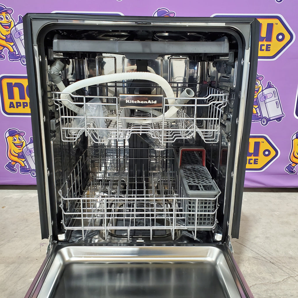 Kitchenaid 39 DBA Dishwasher In PrintShield™ Finish With Third Level Utensil Rack KDTE204KPS - Scratch and Dent (Minor)