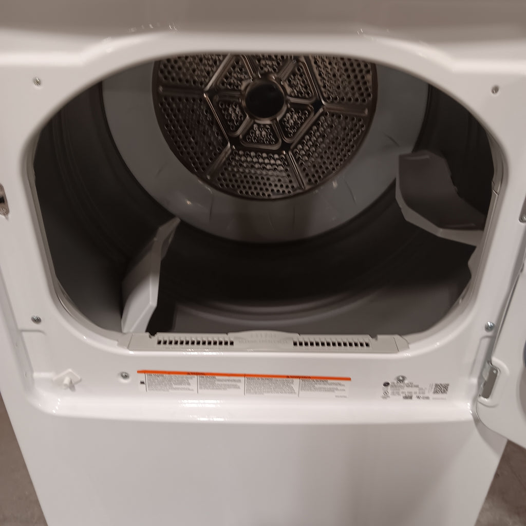 Pictures of GE White Top Load 4.0 Cu. Ft. Capacity Washer with Stainless Steel Wash Basket GTW325ASWWW - New in Box and GE White Electric Aluminized Alloy Drum 7.2 Cu. Ft. Dryer with Sensor Dry and Extended Tumble 16238 - GTD45EASJWS - Certified Refurbished - Neu Appliance Outlet - Discount Appliance Outlet in Austin, Tx