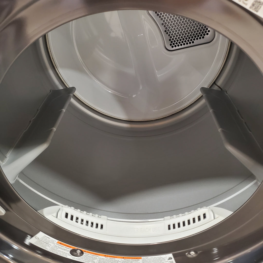 Pictures of LG Stackable Smart Front Load 4.5 Cu. Ft. Washer with TurboWash 360 Technology WM4000HBA - Open Box and LG Smart Wi-Fi Enabled Front Load Electric 7.4 Cu. Ft. Dryer with TurboSteam and Built-In Intelligence DLEX4000B - Scratch & Dent (Minor) - Neu Appliance Outlet - Discount Appliance Outlet in Austin, Tx