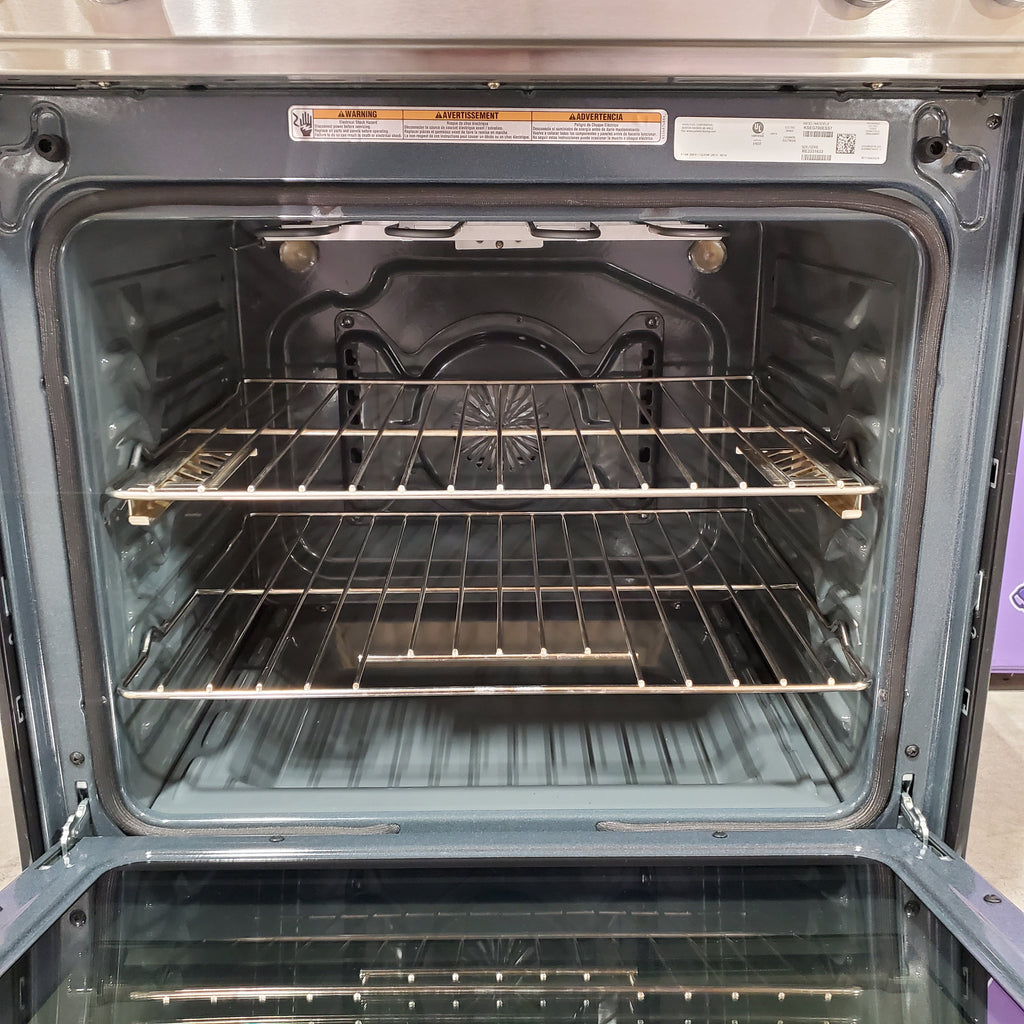 Pictures of KitchenAid Glass Top 5 burners 6.4-cu ft Convection Oven Slide-In Electric Range in Stainless Steel 22131SD66 - KSEG700ESS - Scratch & Dent (Minor) - Neu Appliance Outlet - Discount Appliance Outlet in Austin, Tx