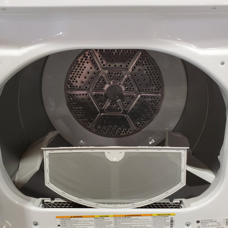 GE® 7.2 cu. ft. Capacity Aluminized Alloy Drum Electric Dryer 251312SD1073 - GTD33EASKWW - Scratch & Dent (Minor)