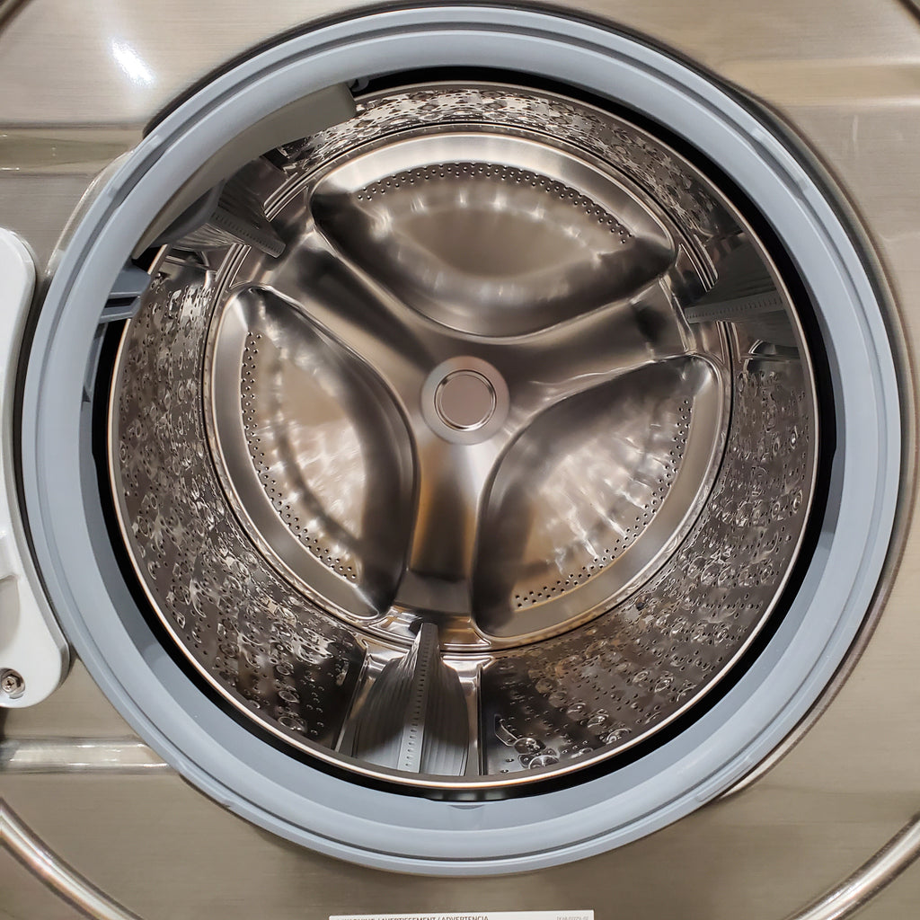 Samsung 4.5 cu. ft. Large Capacity Smart Front Load Washer with Super Speed Wash in Platinum 5SD188 - WF45B6300AP - Scratch & Dent (Minor)