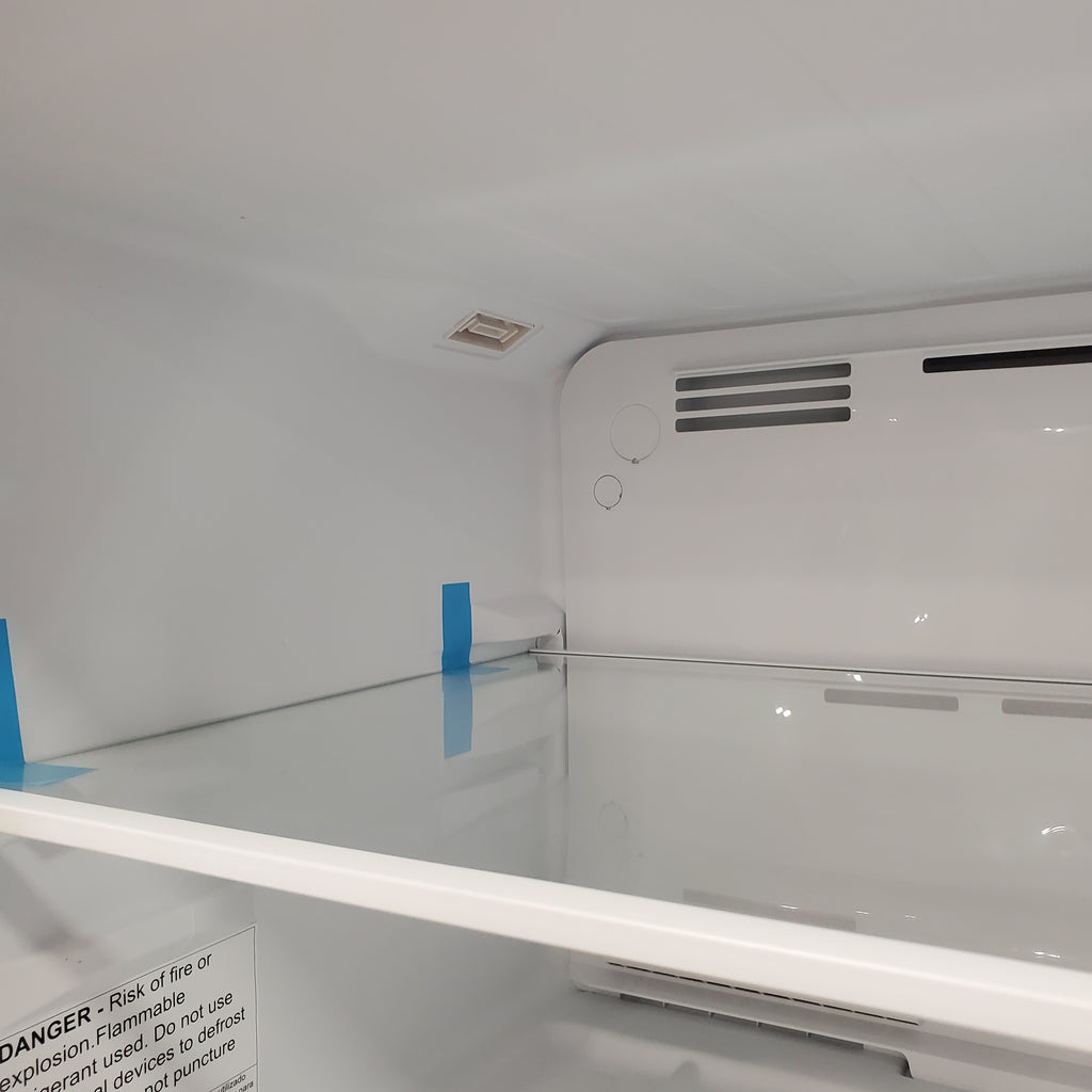 Pictures of Frigidaire 16 Cu. Ft. Garage Ready Top Freezer Refrigerator 3SD1048 - FRTE1622AS - Scratch & Dent (Moderate) - Neu Appliance Outlet - Discount Appliance Outlet in Austin, Tx