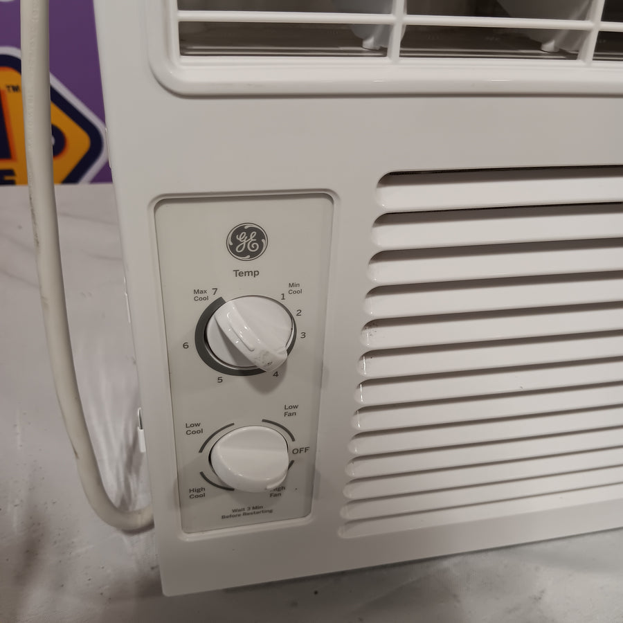 GE 5,000 BTU 115V Window Air Conditioner Cools 150 Sq. Ft. in White AWFS05BWL - Open Box
