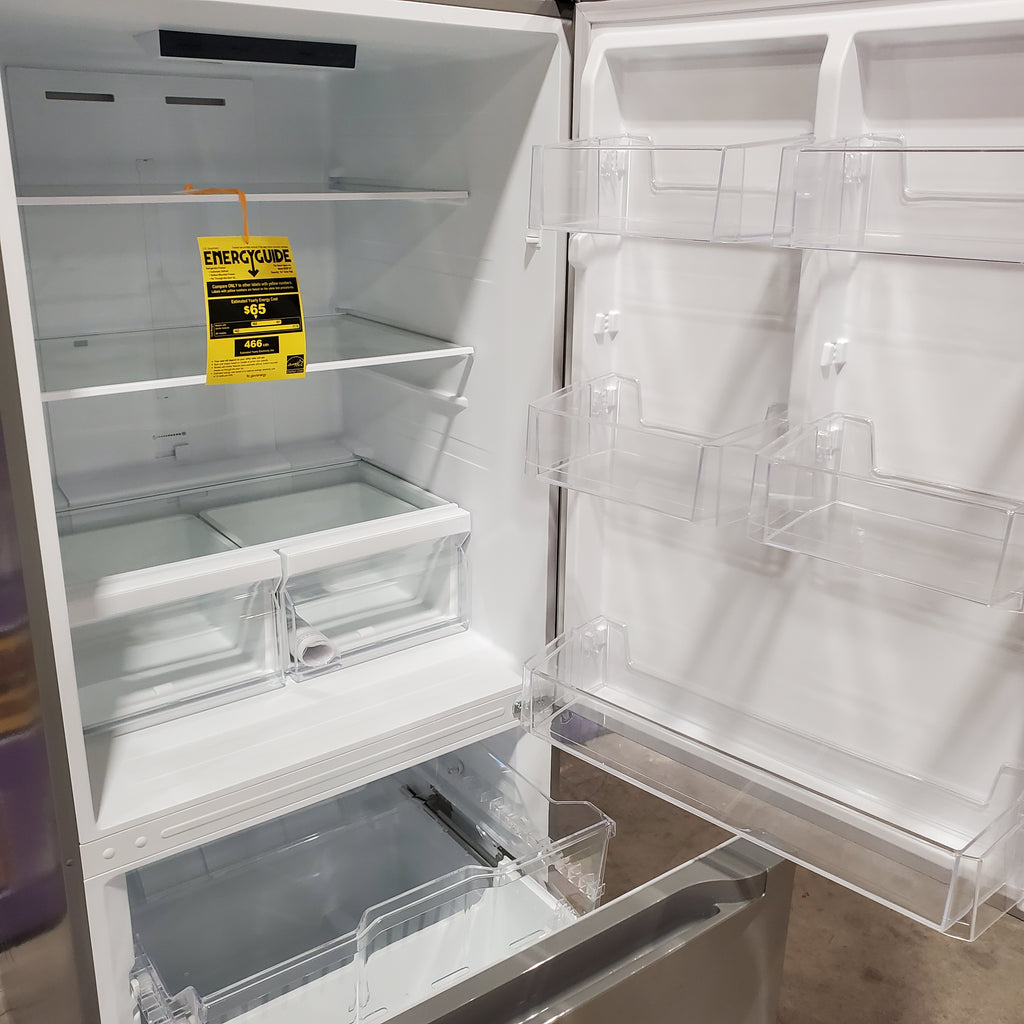 Vissani 18.7 cu. ft. Bottom Freezer Refrigerator in Stainless Steel 251311SD920 - MDBF18SS - Scratch & Dent (Major)