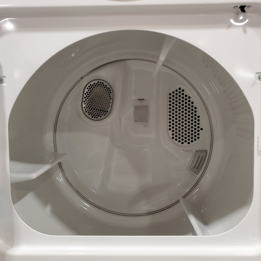 Maytag Top Load 4.8 cu ft Washer with Deep Fill and Slow-Close Glass Lid MVW6200KW - Scratch & Dent (Minor) and Maytag 7.0 cu ft Electric Dryer with Moisture Sensing and Quick Dry Cycle 16230 - MED6200KW - Open Box