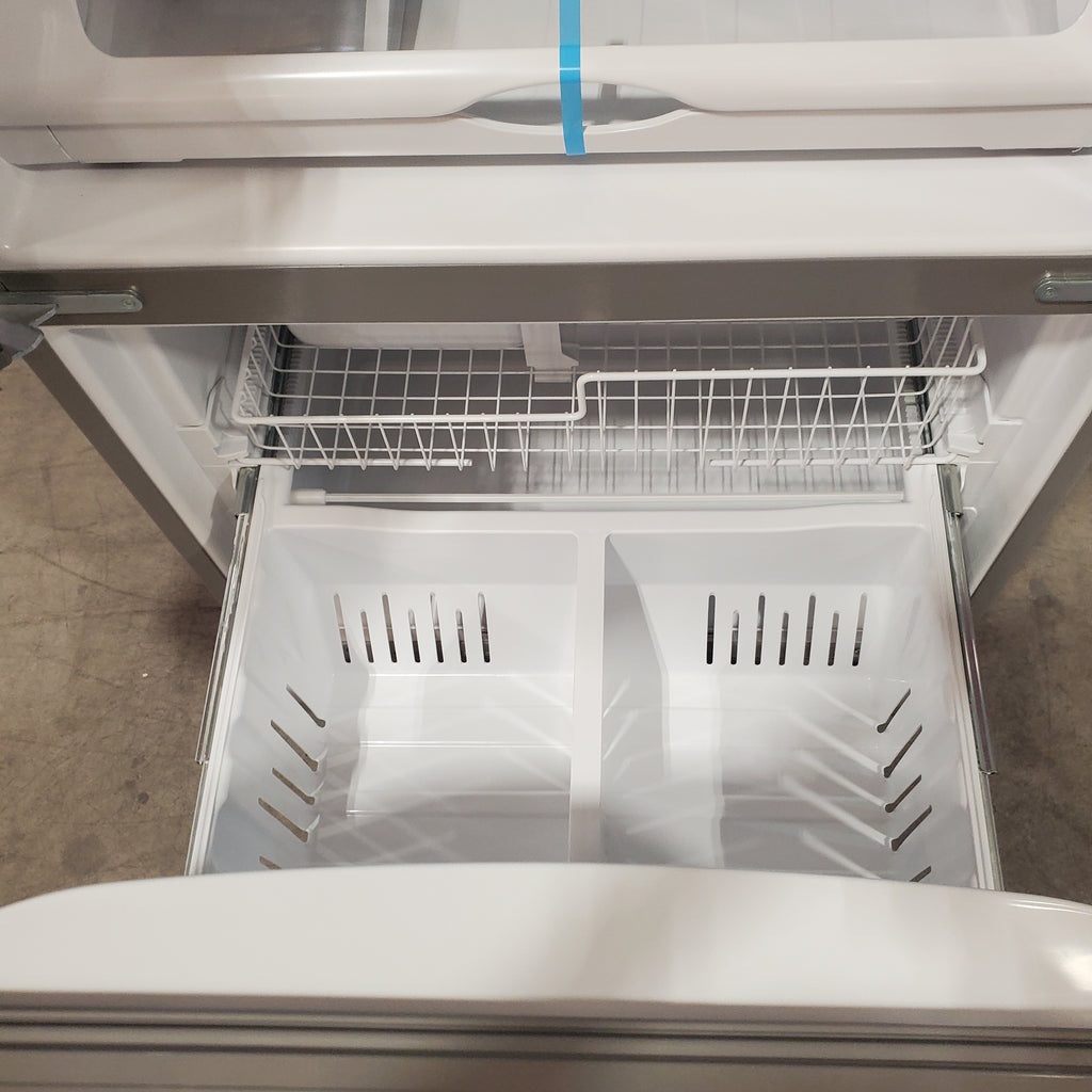 Pictures of Whirlpool 33-inch Wide French Door Refrigerator - 22 cu. ft. 22SD046 - WRFF5333PZ - Scratch & Dent (Minor) - Neu Appliance Outlet - Discount Appliance Outlet in Austin, Tx