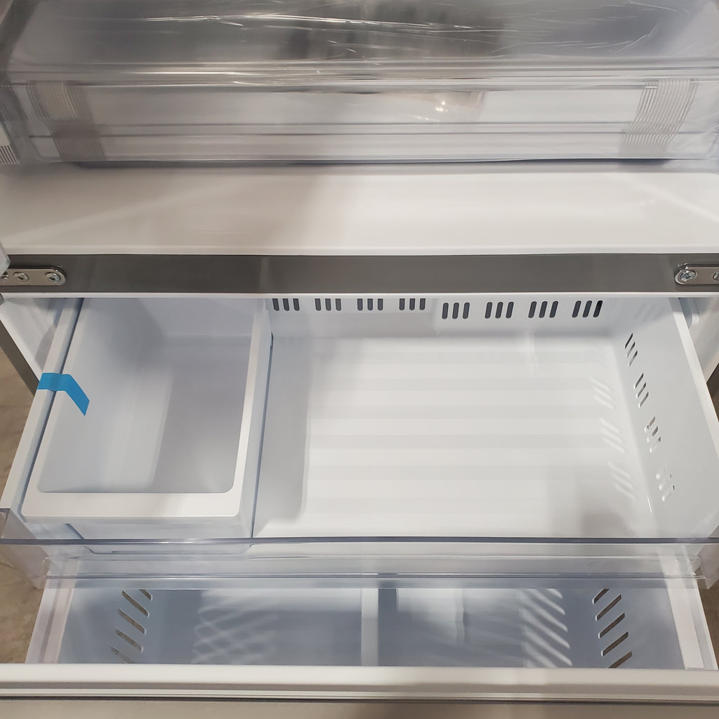 LG 25 cu. ft. Counter-Depth MAX™ with Zero Clearance™ 3-Door French Door Refrigerator with Thin Door Design 3SD923 - LF25Z6211S - Scratch & Dent (Minor)