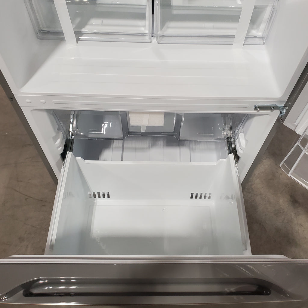 Vissani 18.7 cu. ft. Bottom Freezer Refrigerator in Stainless Steel 25SD112 - MDBF18SS - Scratch & Dent (Moderate)