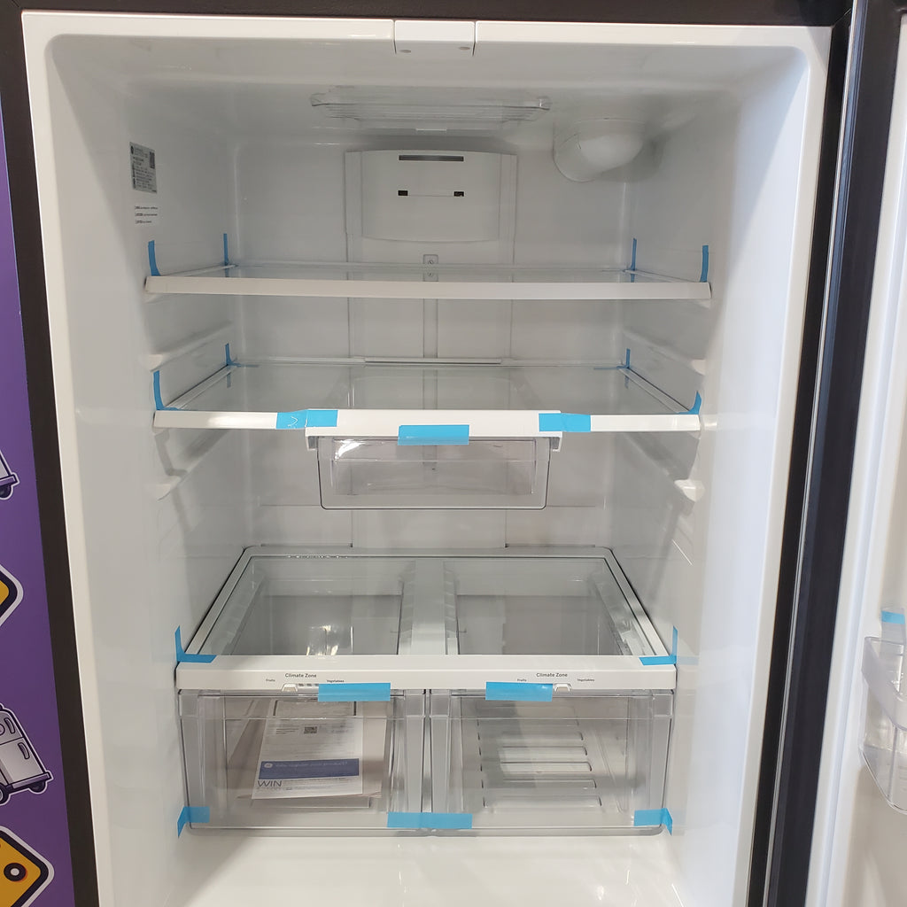 Pictures of 30" Wide GE® Fingerprint Resistant Stainless ENERGY STAR® 21.0 Cu. Ft. Bottom-Freezer Refrigerator with Ice Maker GDE21EYKFS - Open Box - Neu Appliance Outlet - Discount Appliance Outlet in Austin, Tx