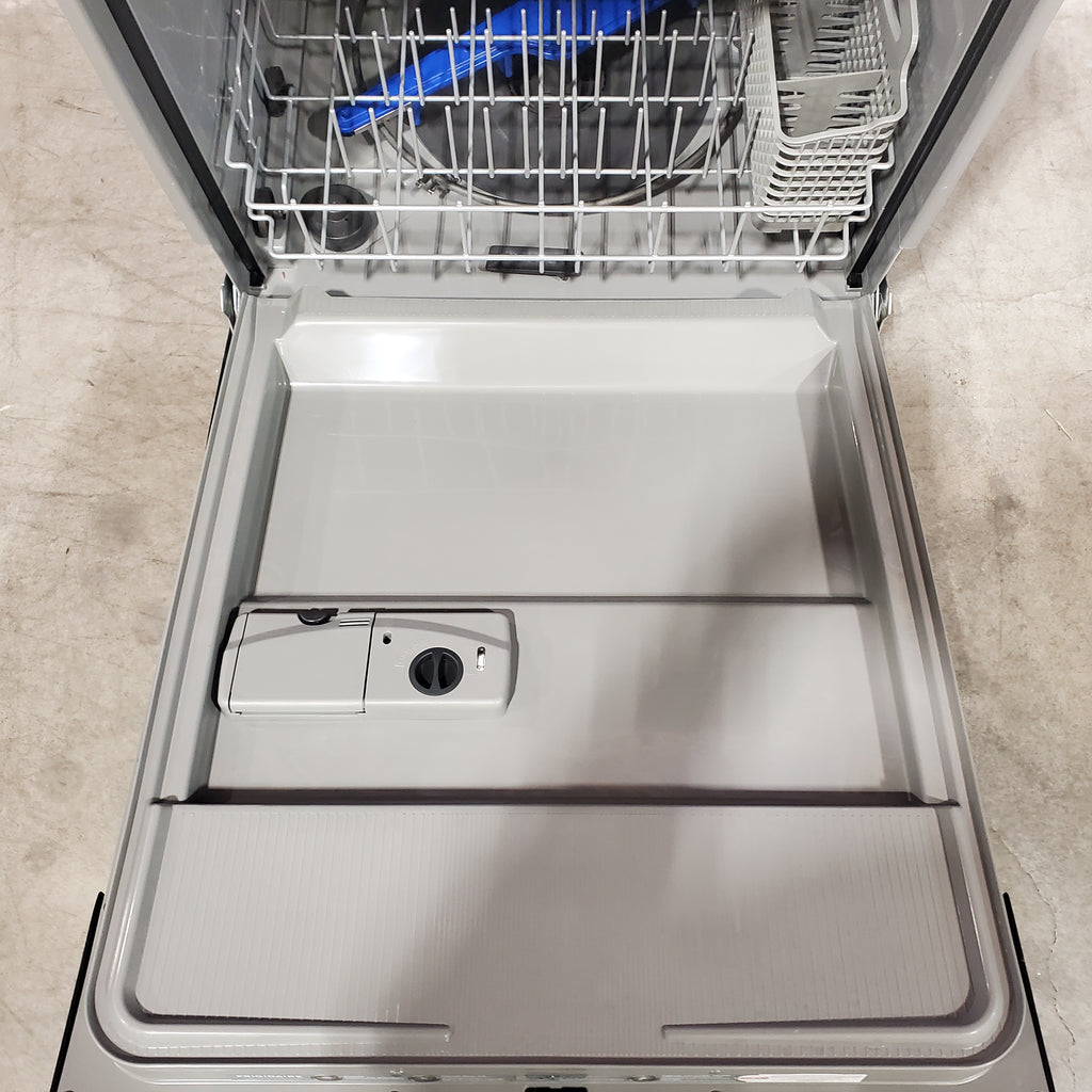 Pictures of Frigidaire Front Control Built In Dishwasher with 5-Level Wash System in Stainless Steel 20SD125 - FDPC4221AS - Scratch & Dent (Moderate) - Neu Appliance Outlet - Discount Appliance Outlet in Austin, Tx