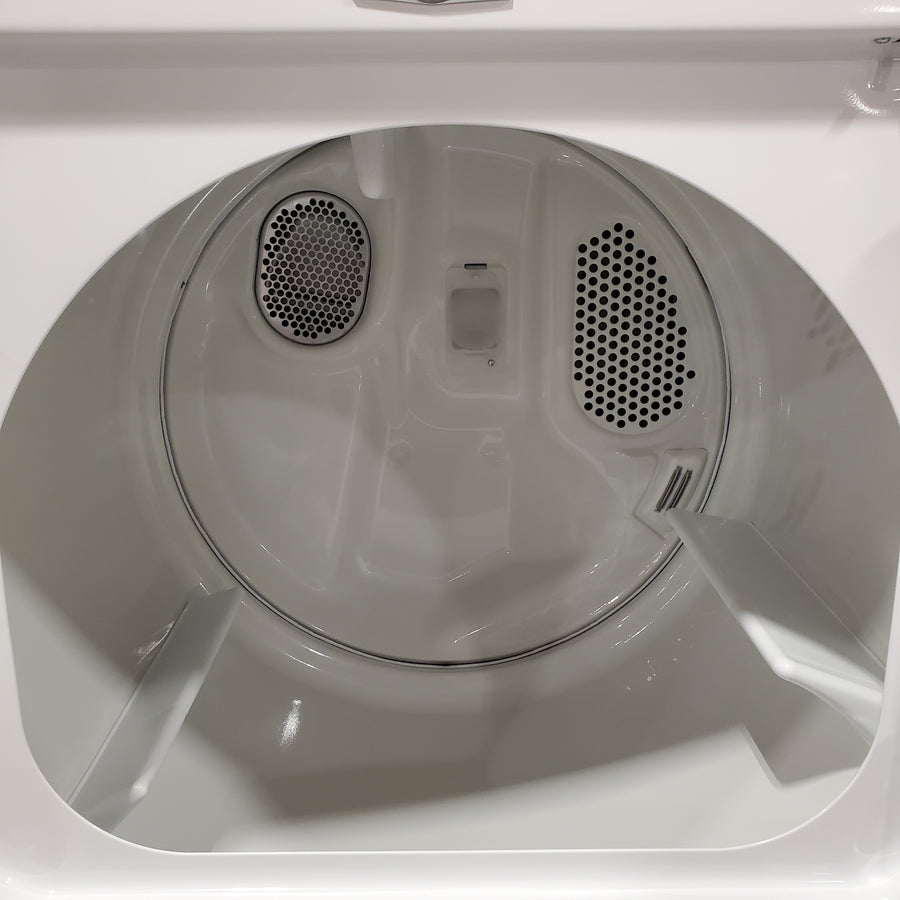 Maytag Top Load 4.8 cu ft Washer with Deep Fill and Slow-Close Glass Lid MVW6200KW - Scratch & Dent (Minor) and Maytag 7.0 cu ft Electric Dryer with Moisture Sensing and Quick Dry Cycle 16218 - MED6200KW - Open Box