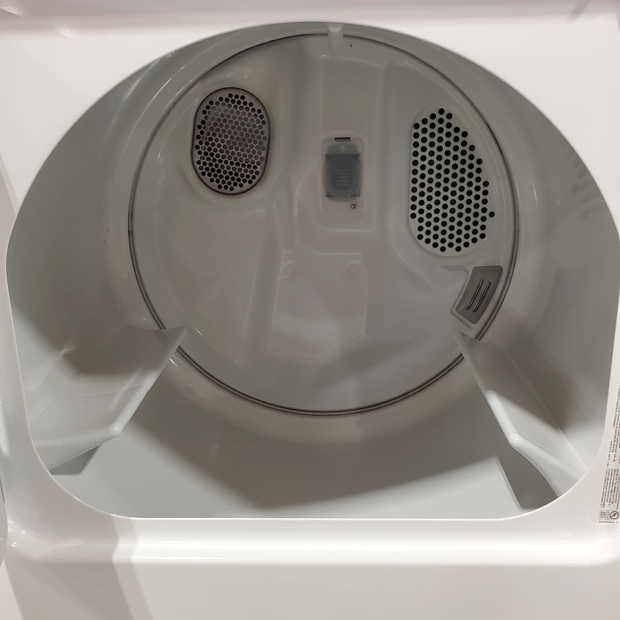 Maytag Top Load 4.8 cu ft Washer with Deep Fill and Slow-Close Glass Lid MVW6200KW - Scratch & Dent (Minor) and Maytag 7.0 cu. ft Top Load Gas Dryer with Moisture Sensing 16223 - MGD6200KW - Scratch and Dent (Moderate)
