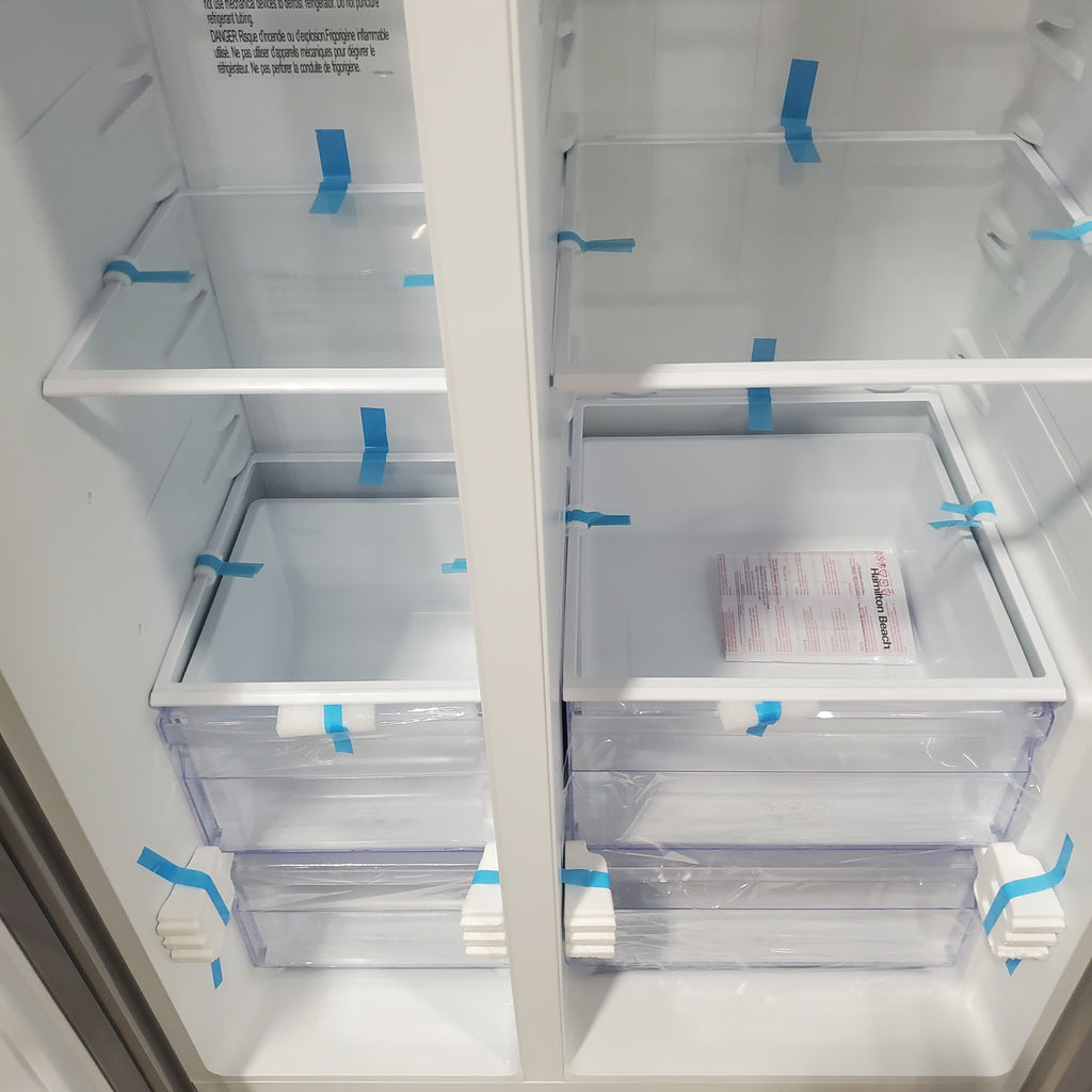 Hamilton Beach 20.6 cu. ft. Counter Depth Side by Side Refrigerator 26CR002 - HBF2064/HZ4602 - Scratch & Dent - Minor