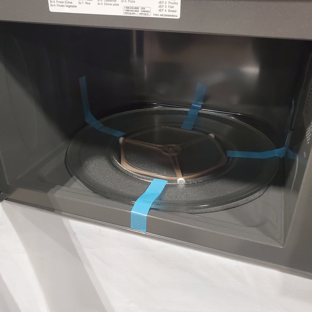 LG 2.0 cu. ft. NeoChef™ Countertop Microwave with Smart Inverter and EasyClean® 17SD219 - LMC2075ST - Scratch & Dent (Minor)