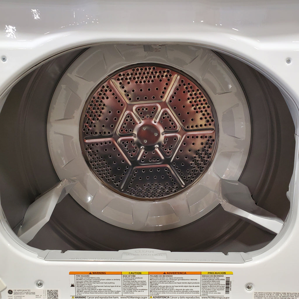 GE 6.2 cu. ft. Capacity Gas Dryer with Up To 120 ft. Venting and Shallow Depth in White GTX33GASKWW - Scratch& Dent (Minor)