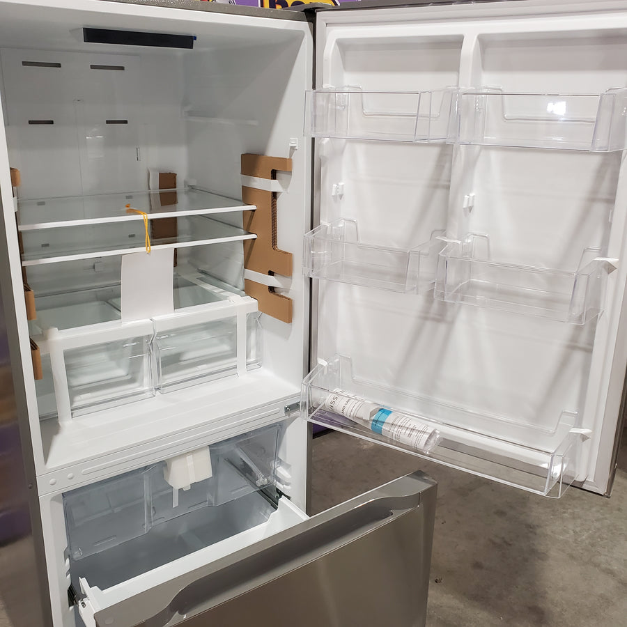 Vissani 18.7 cu. ft. Bottom Freezer Refrigerator in Stainless Steel 251312SD987 - MDBF18SS - Scratch & Dent (Moderate)