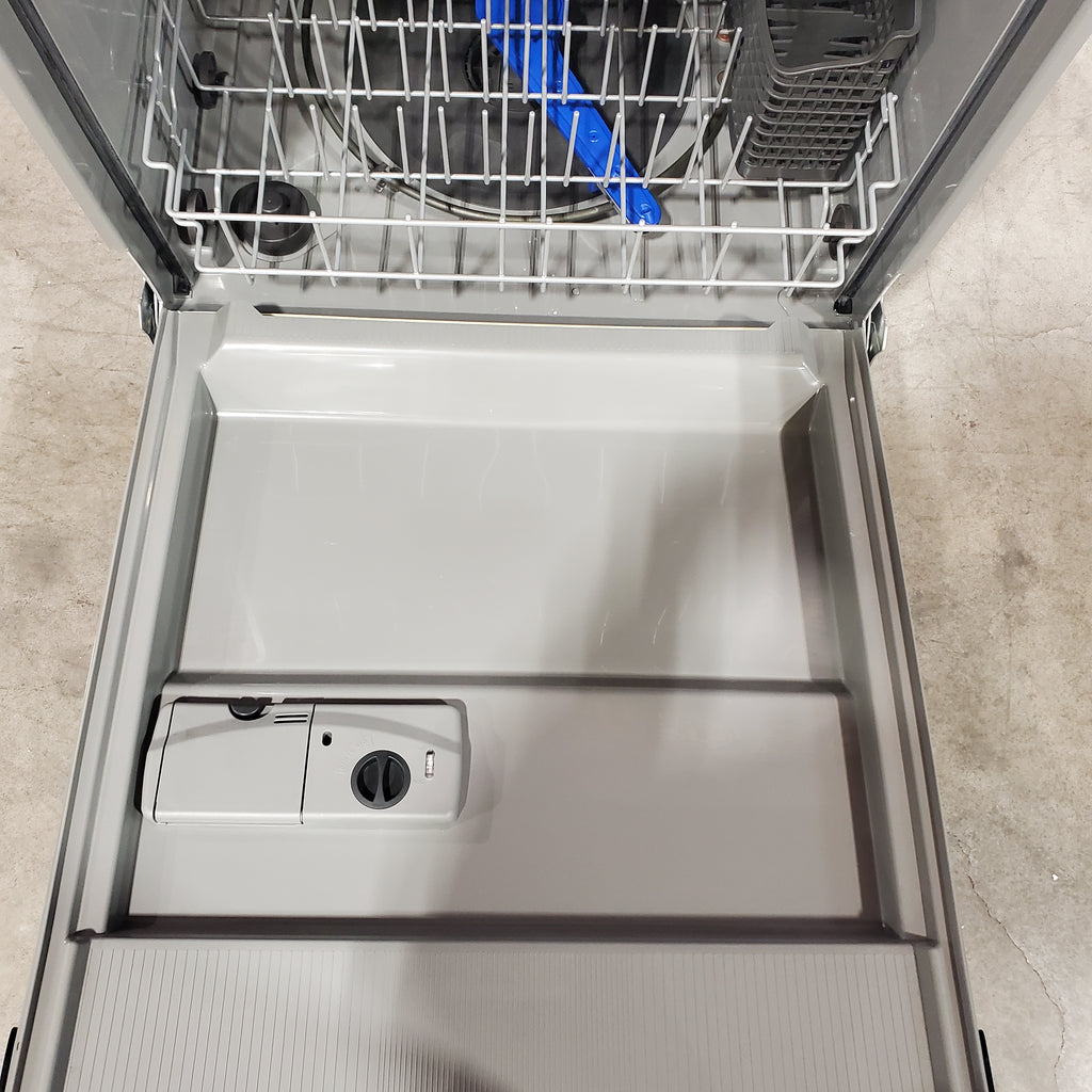 Pictures of Frigidaire Front Control Built In Dishwasher with 5-Level Wash System in Stainless Steel 20SD162 - FDPC4221AS - Open Box - Neu Appliance Outlet - Discount Appliance Outlet in Austin, Tx