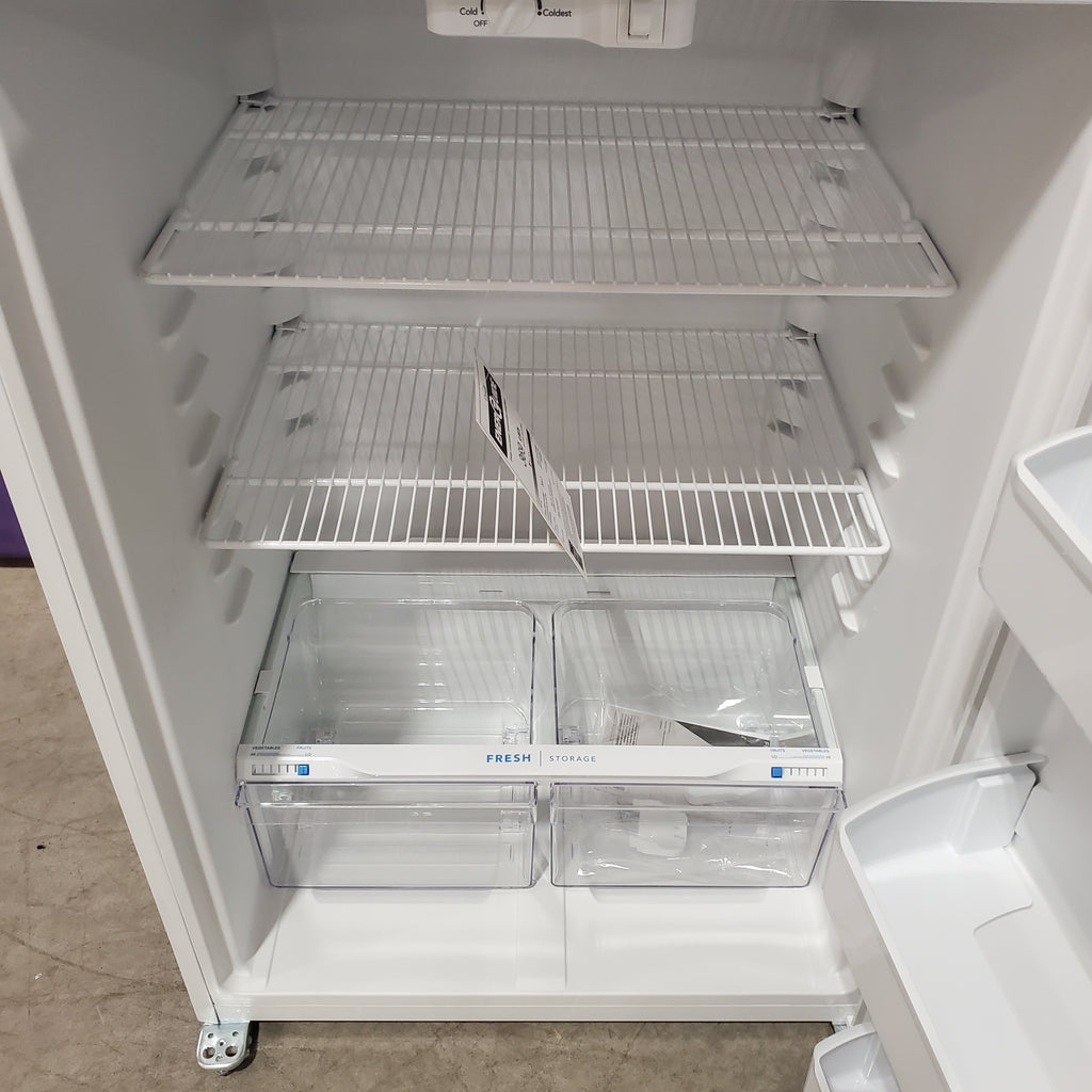 Pictures of Frigidaire 18 Cu. Ft. Garage Ready Top Freezer Refrigerator 20231SD242 - FFHT1814WW - Scratch & Dent (Major) - Neu Appliance Outlet - Discount Appliance Outlet in Austin, Tx