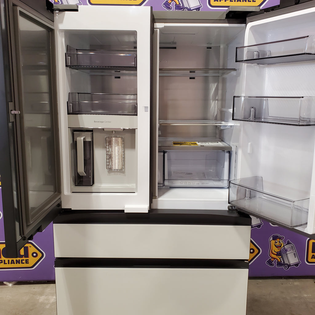 Samsung Bespoke AI 4-Door French Door 30132SD54 - RF23BB860012 - Scratch & Dent (Moderate)