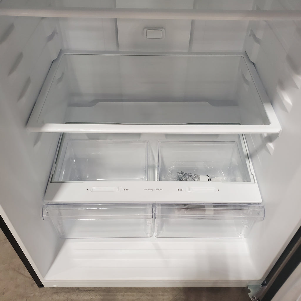 Vissani 18 cu. ft. Top Freezer Refrigerator in Stainless Steel, Garage Ready 25131SD308 - MDTF18SSR - Scratch & Dent (Moderate)