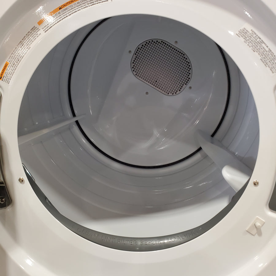 Electrolux White 300 Series Laundry Tower Single Unit Washer & Gas Dryer with LuxCare Wash System ELTG7300AW - Scratch & Dent (Minor)