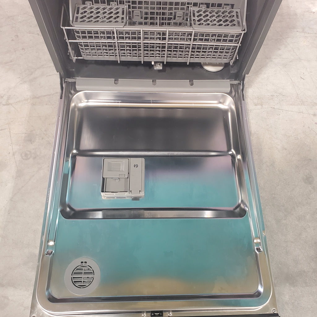 Pictures of Whirlpool Fingerprint Stainless Steel 24 In. Dishwasher with Ai Intelligent Wash and Sensor Cycle WDTA50SAKZ - Scratch and Dent (Minor) - Neu Appliance Outlet - Discount Appliance Outlet in Austin, Tx