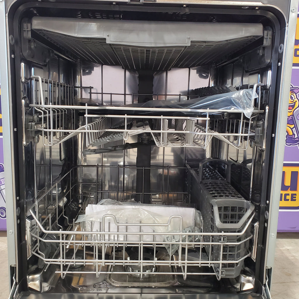 Pictures of Whirlpool 24-in 44dBA Dishwasher Flush in Stainless Steel with Cabinets with 3rd Rack and Top Control WDT550SAPZ - Open Box - Neu Appliance Outlet - Discount Appliance Outlet in Austin, Tx